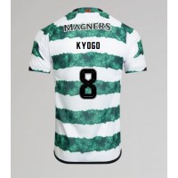 Camisa de Futebol Celtic Kyogo Furuhashi #8 Equipamento Principal 2023-24 Manga Curta